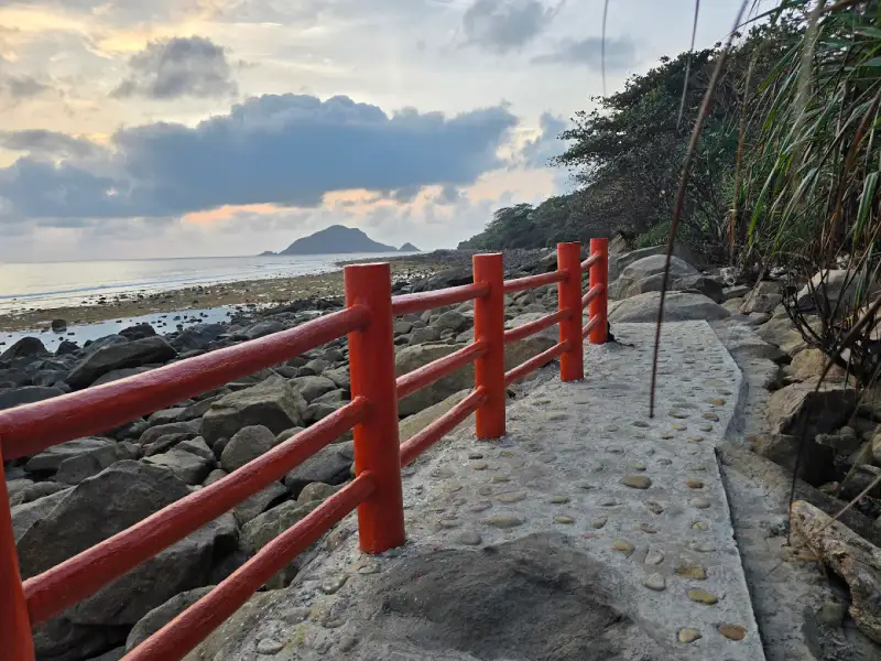 Hải đăng Đá Trắng - ảnh 2